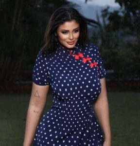 Xishmiya-Brown-–-Behind-The-Visuals-2